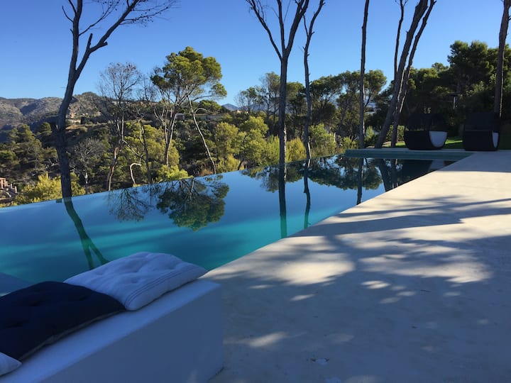 Splendid Villa For Long Term Renting - Sant Elm