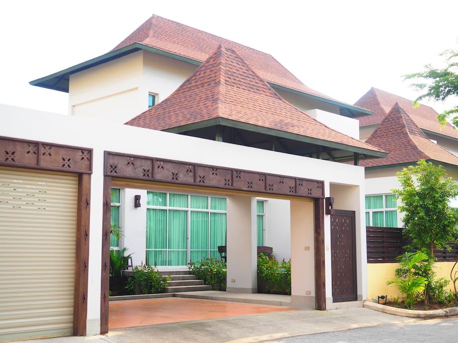 Front Villas