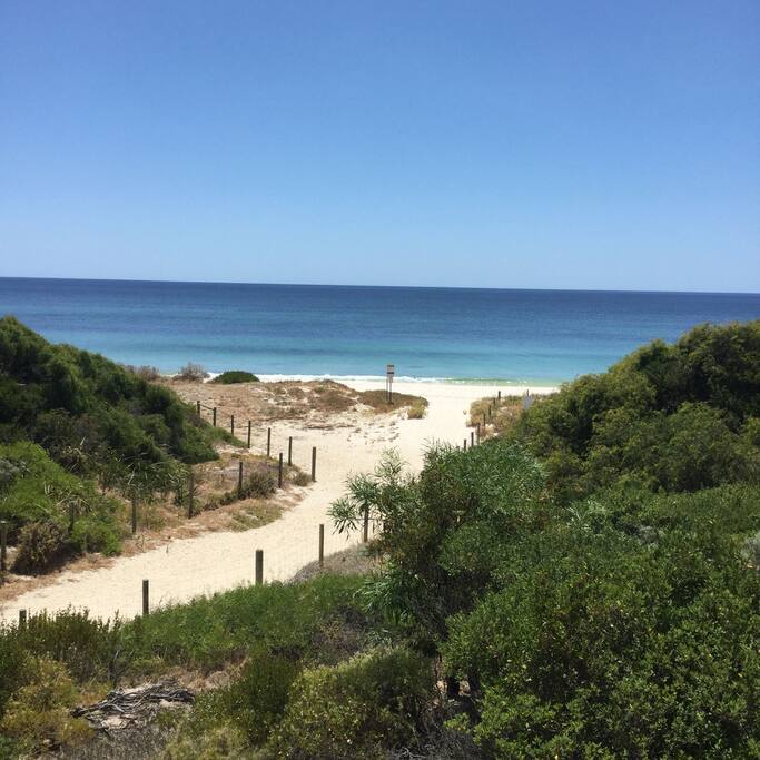 Path to beach