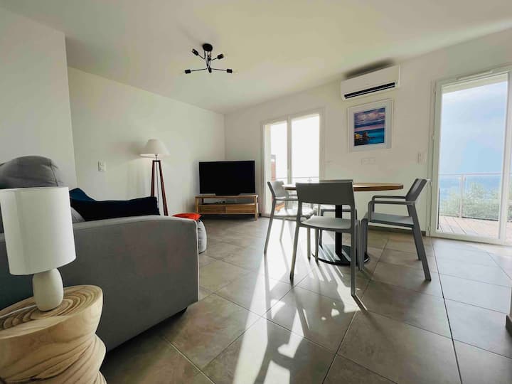 Appartement Tout Confort Avec Vue Mer. - Bastia