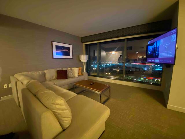 Spacious Two BR Suite gallery image 2