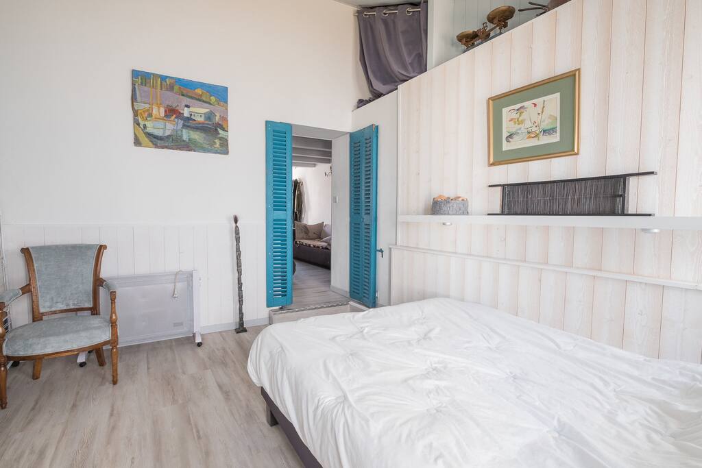 Chambre rez-de-chausée