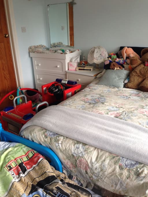 Children's bedroom with double bed