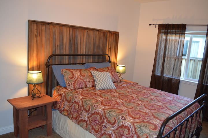 带标准双人床的客房