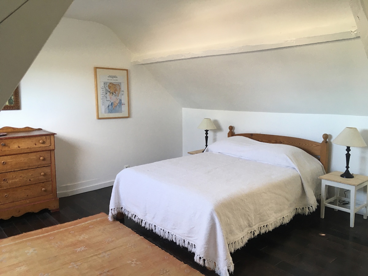 Große Schlafzimmer im 2. Stock