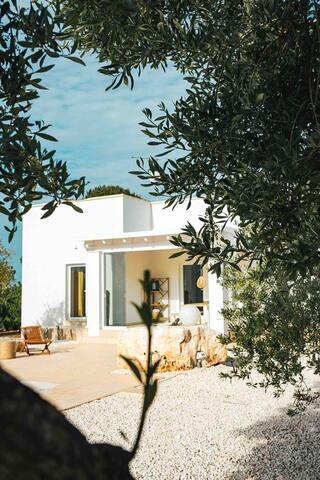 Splendida Villa con piscina a 10 minuti dal mare gallery image 4