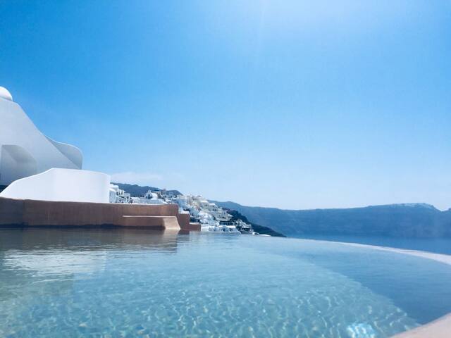 Villa Santorini 520 with private swimming pool gallery image 4