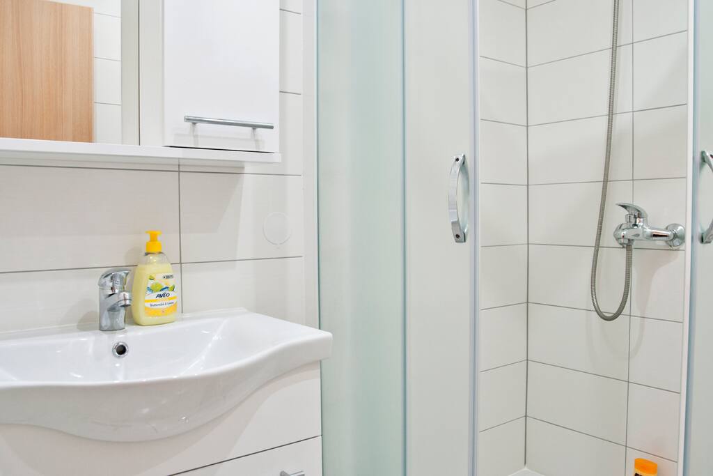 Modern bathroom