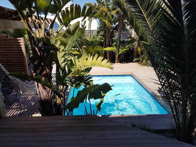 Endless Summer Garden Apartment gallery image 5