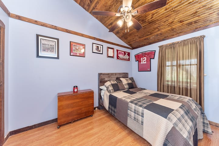 Alabama Room