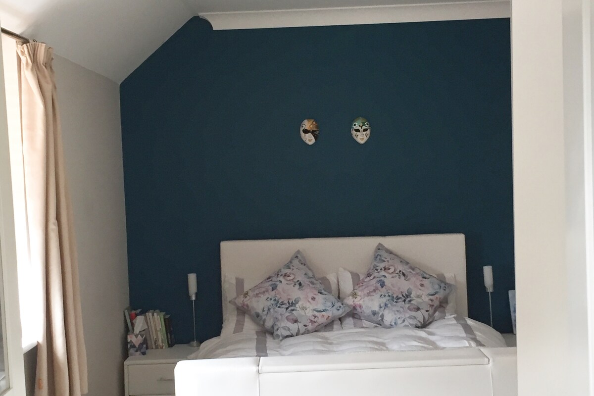 חדר השינה השני