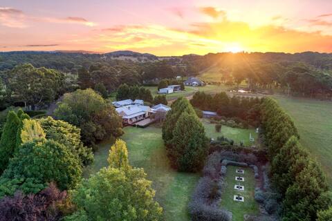 Aylmerton House + Cottage for 14, Southern Highlands - 4pm Check Out Sundays