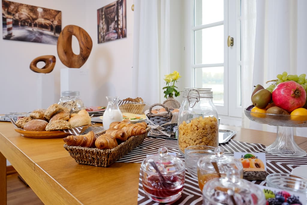 Rheinriver Guesthouse