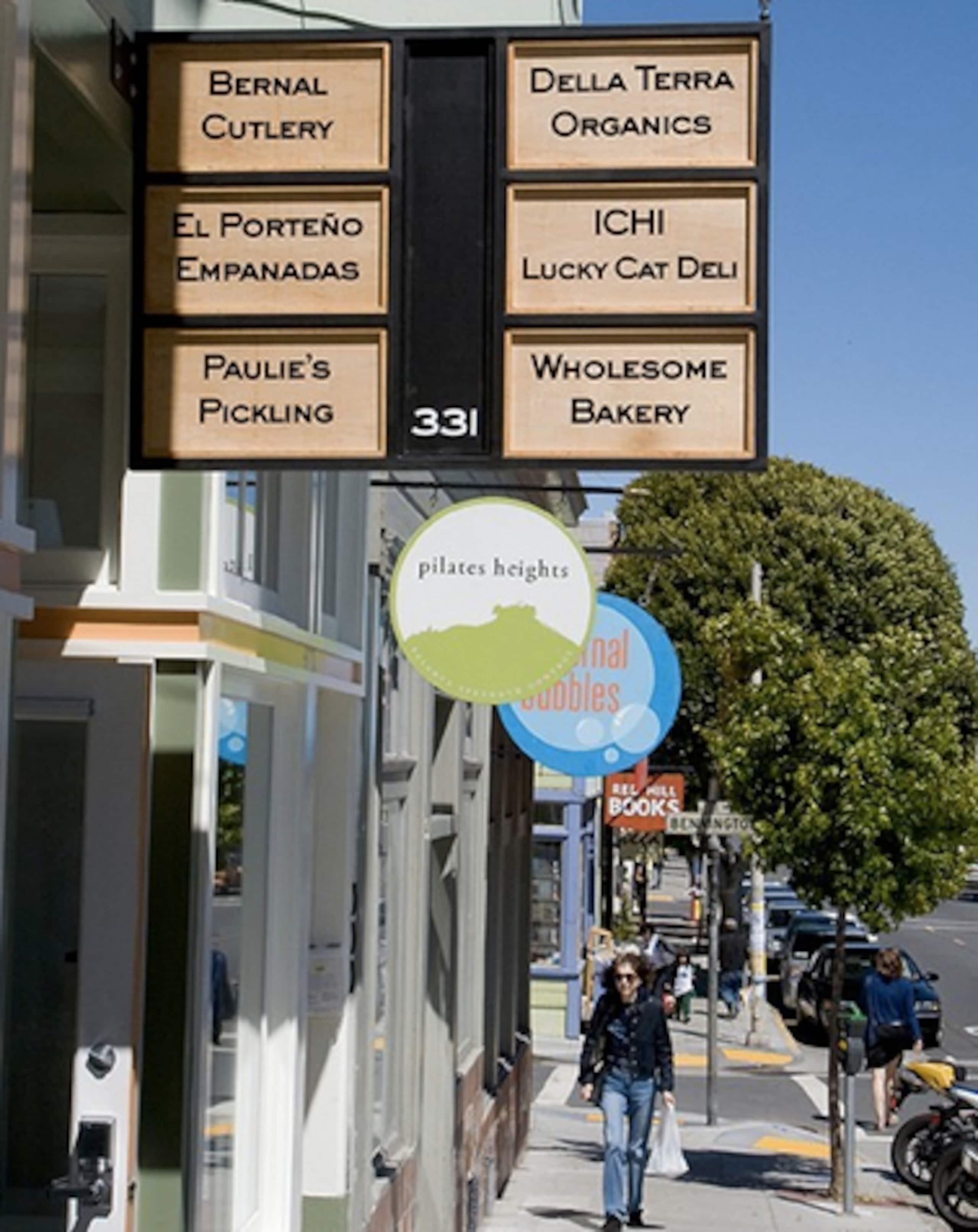 Home in San Francisco · ★4.91 · 4 bedrooms · 5 beds · 2.5 baths - Image 19