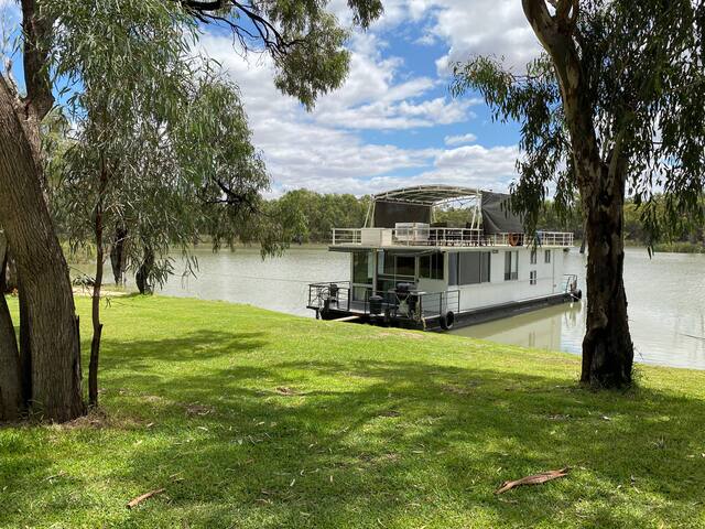 5 Best Airbnb Houseboats In Renmark Australia Updated Trip101