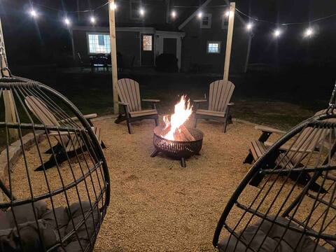 4 br, home, hot tub w/ view minutes from JMU