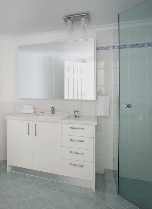 Ensuite Bathroom