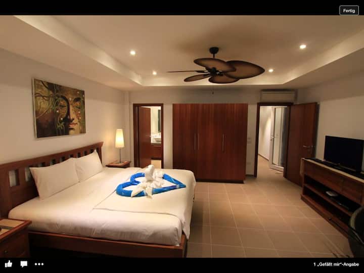 ห้องนอนดีลักซ์ชั้น 1 วิวชายหาด   