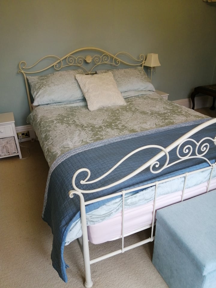 Ambles House Lovely Double Room In Large House. - Northampton