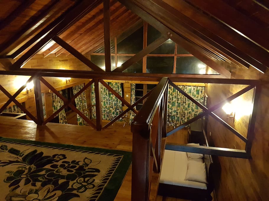 attic-master bedroom