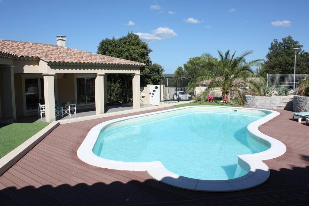 Piscine/jardin depuis le pool-house