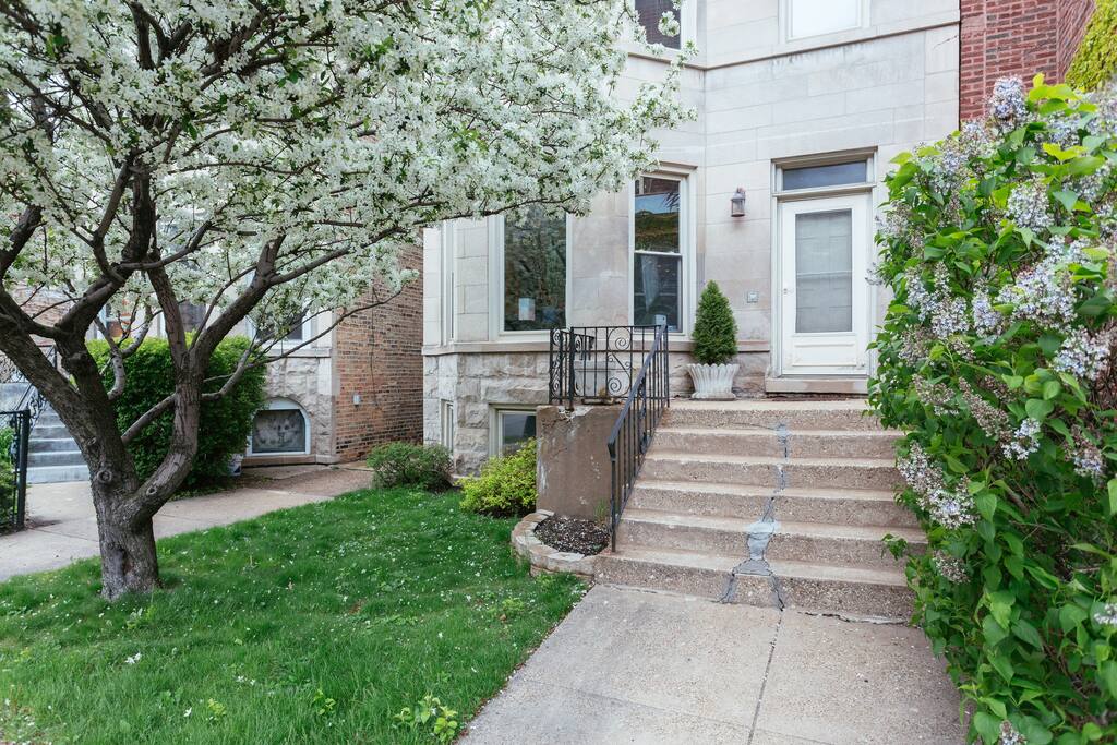 This is the pic of the front of our home