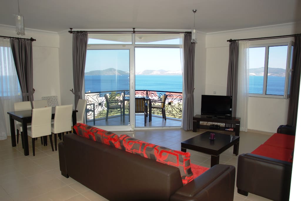 Spacious, comfortable and great views