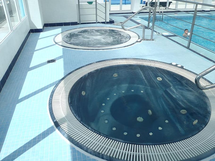 jacuzzis