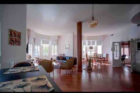 Top performing Airbnb: Beautiful apartment in the city center in Perpignan
