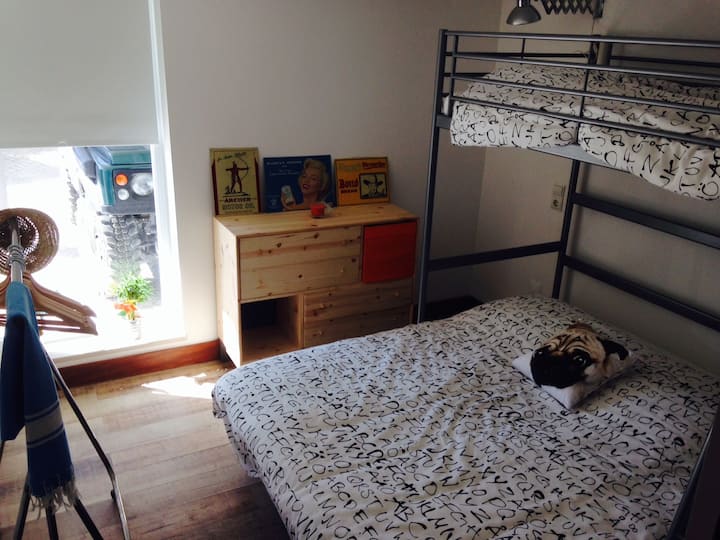 غرفة مزدوجة + 1 سرير فردي