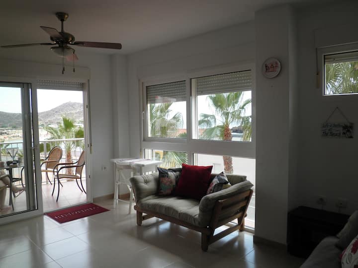 Beach Front Apartment With Amazing Sea Views - Puerto de Mazarrón