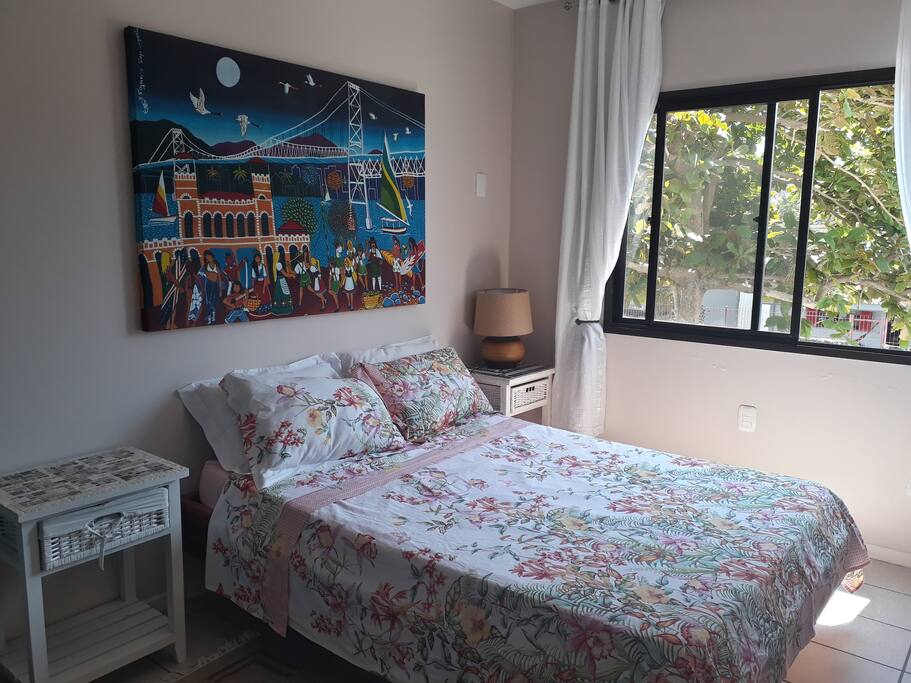 Quarto Casal com Ar Condicionado;