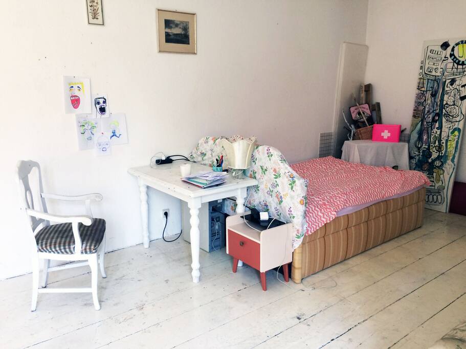 your room and bed