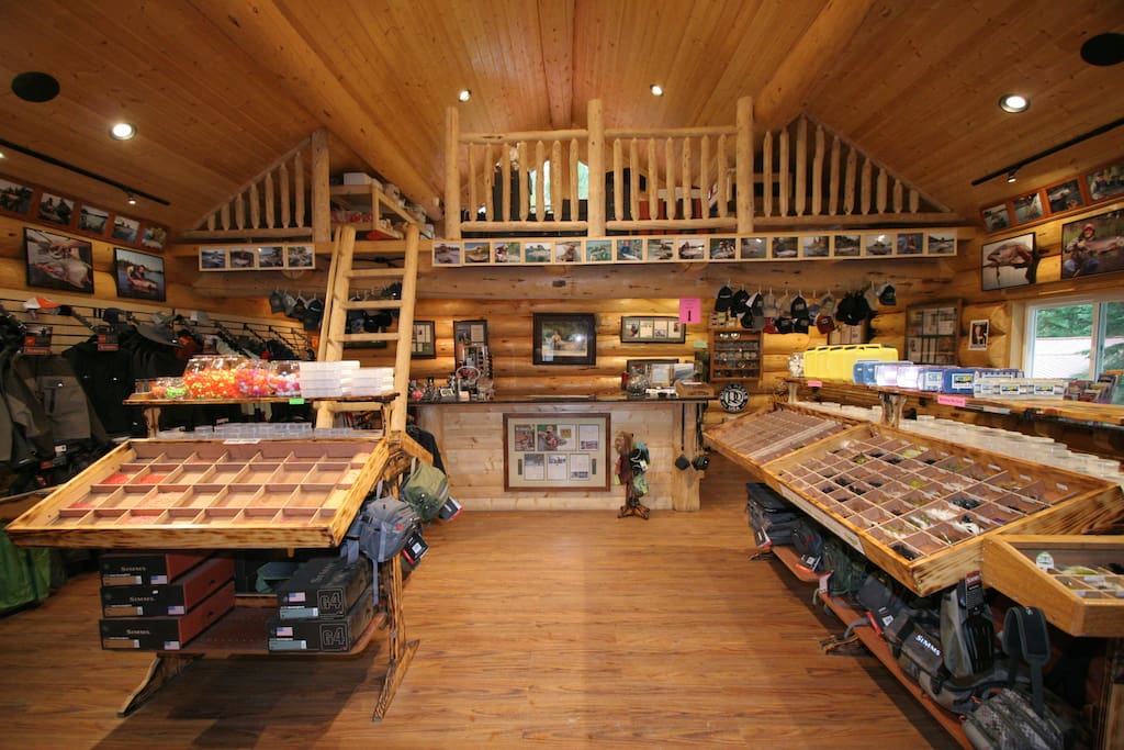Alaska Troutfitters Fly Shop