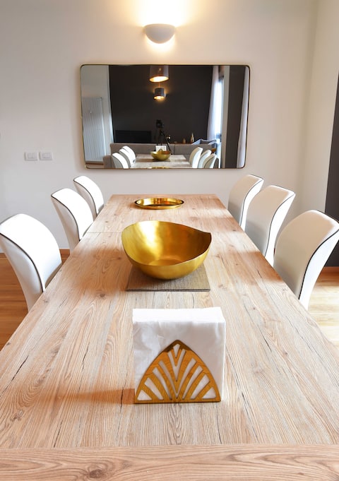 Stunning 4 bedrooms 3 bathrooms
