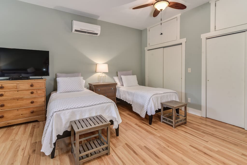 Downstairs twin beds