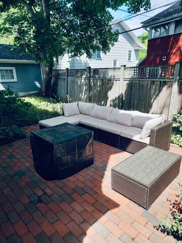 Beautiful Home in Highland Park-close to UofR gallery image 5