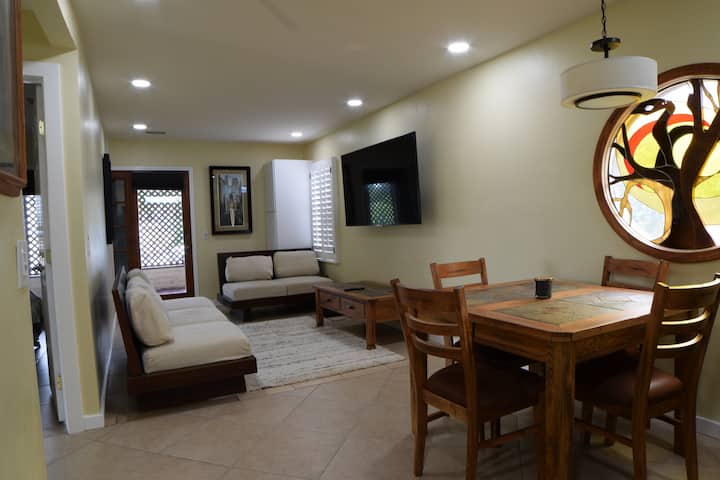 2 Bedroom Garden Home, Downtown Fallbrook - Monserate Winery, Fallbrook
