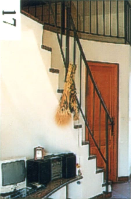 Staircase to the mezzanine