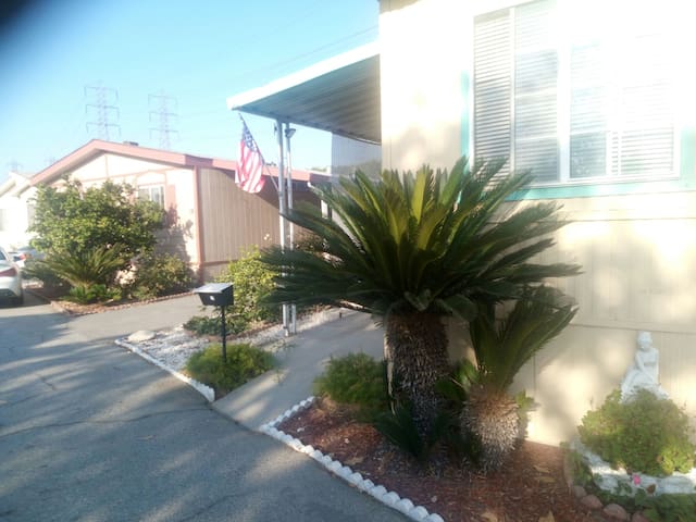 Center of Metropolitan LA area.
