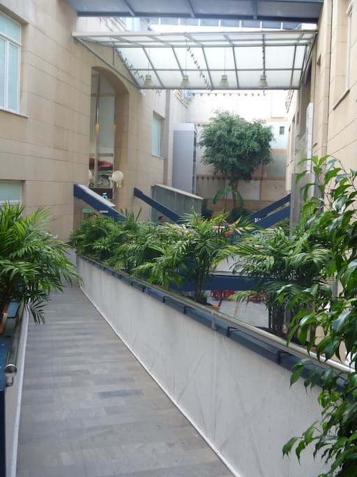 ACCESO AL EDIFICIO