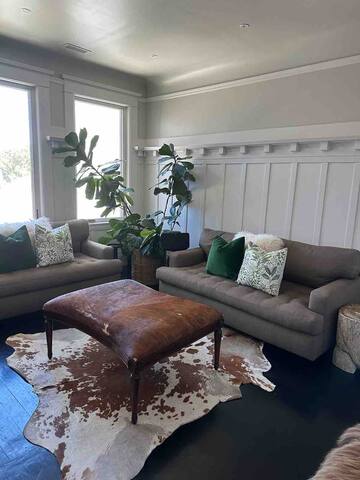 Stunning Home in North Beach gallery image 3