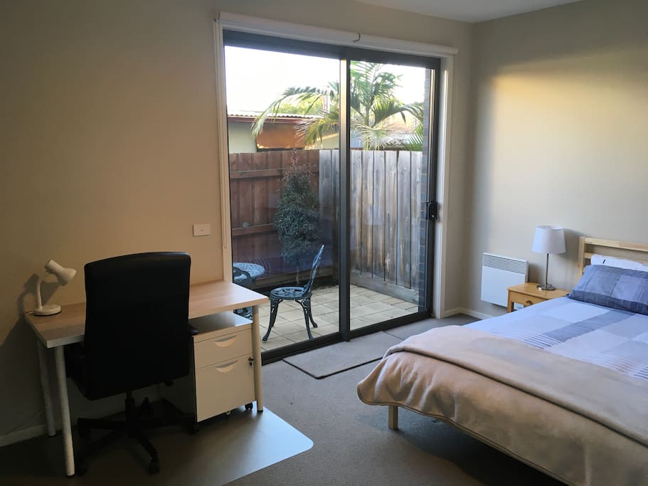 Bedroom with Courtyard