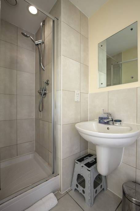 En-suite bathroom with shower