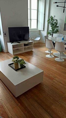 Elegance @ Chiado by Upperground