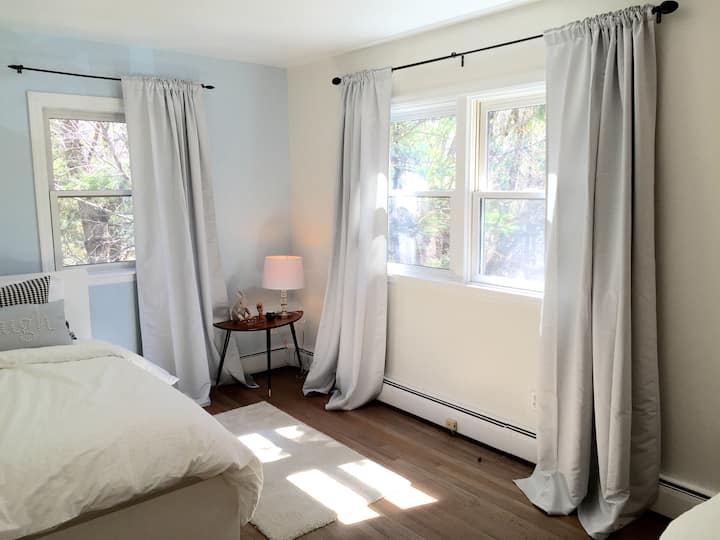 Third bedroom with two single beds, plus extra mattresses under beds, also on 2nd floor