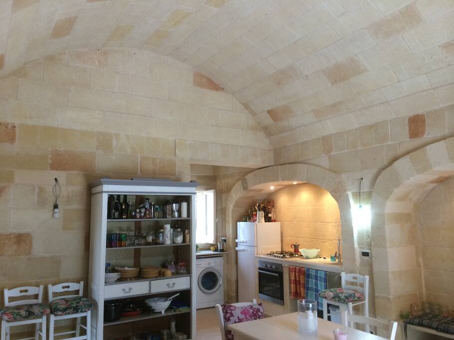 Wohnküche/kitchen and living area
