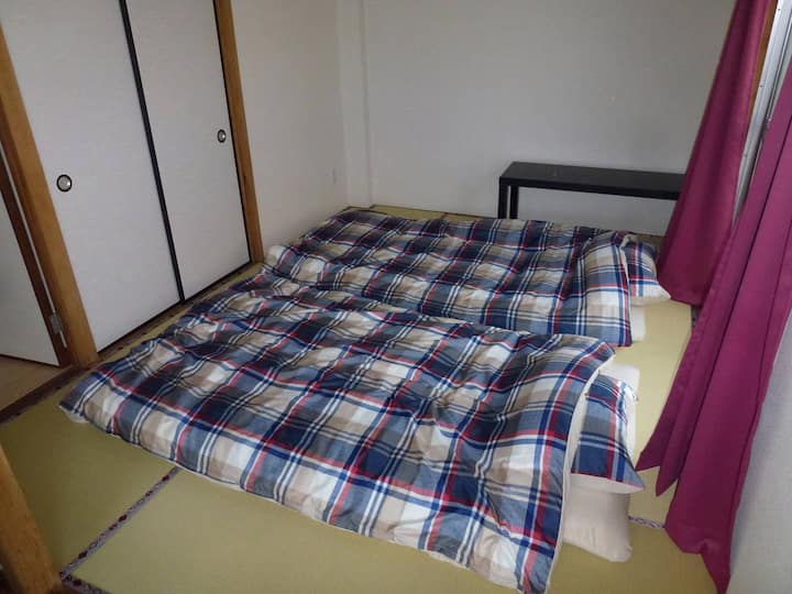 Položím futón v izbe v japonskom štýle