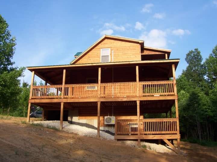 Cabin 2 miles from Mammoth Cave National Park Cabins for Rent in