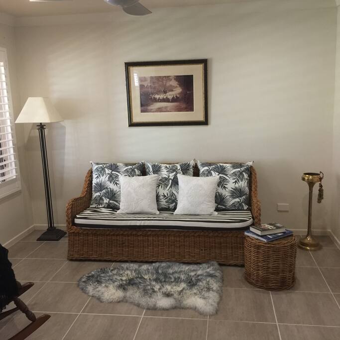 Front reading/library room